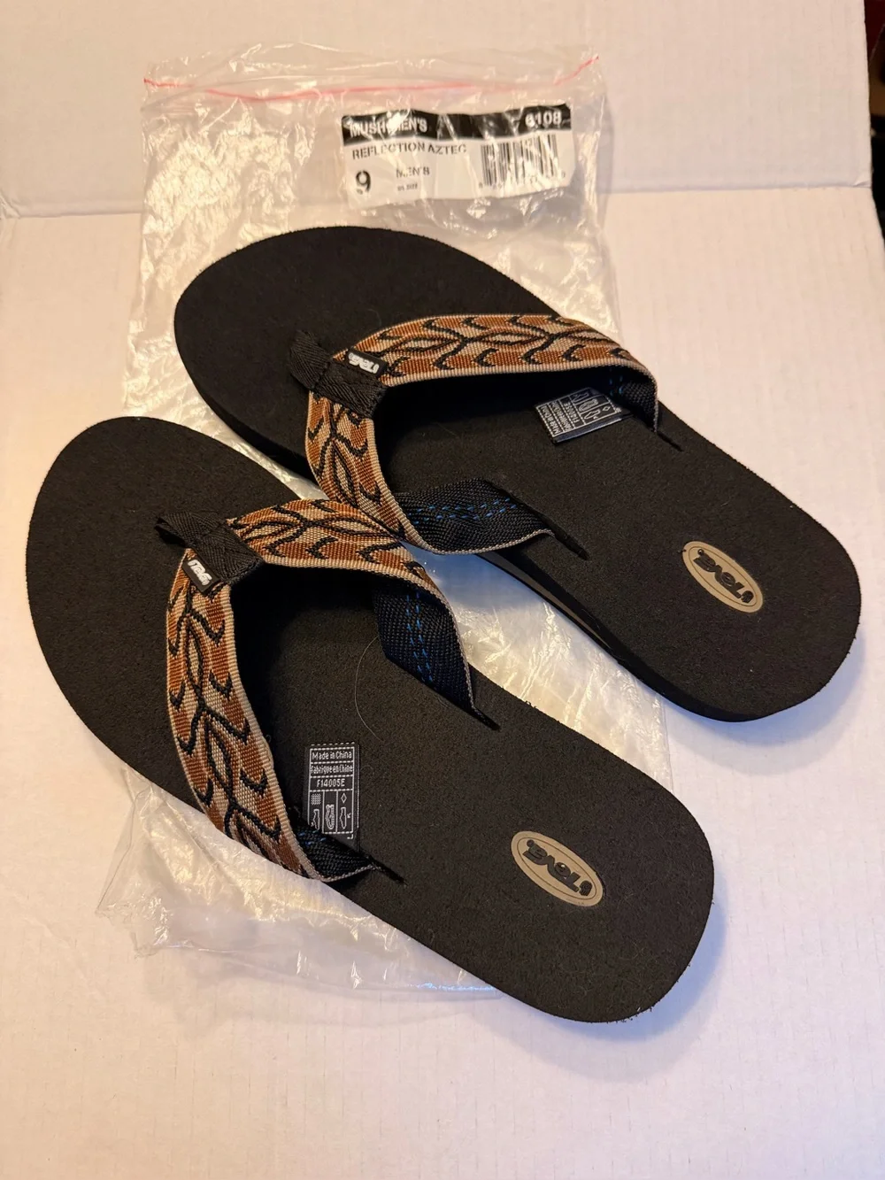 Teva Mush sandals, Reflection Aztec, Black Strap Sandal/flipflops